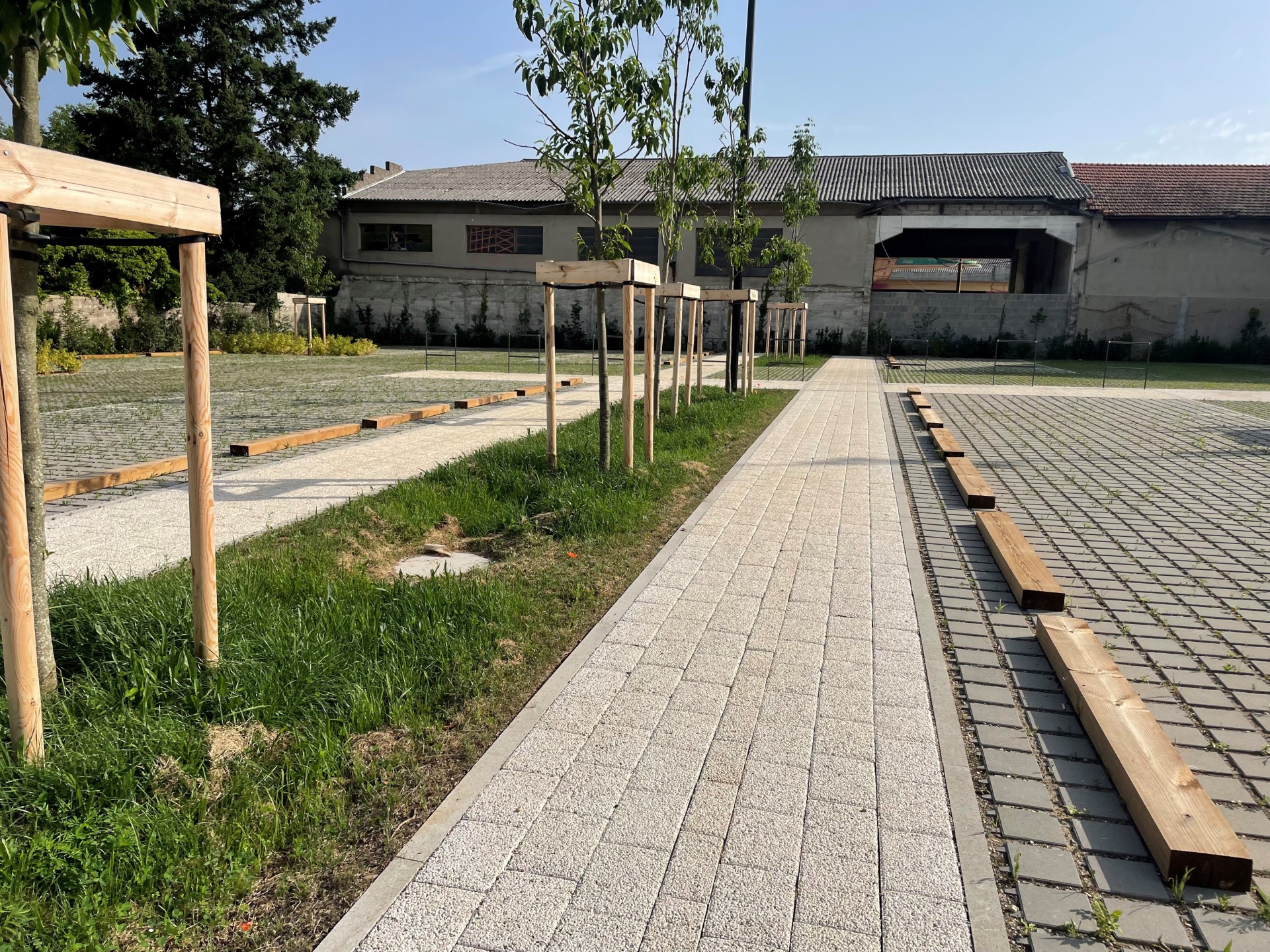 35f3b0a1b282a444a6ce5abb0ed46df9408c3784