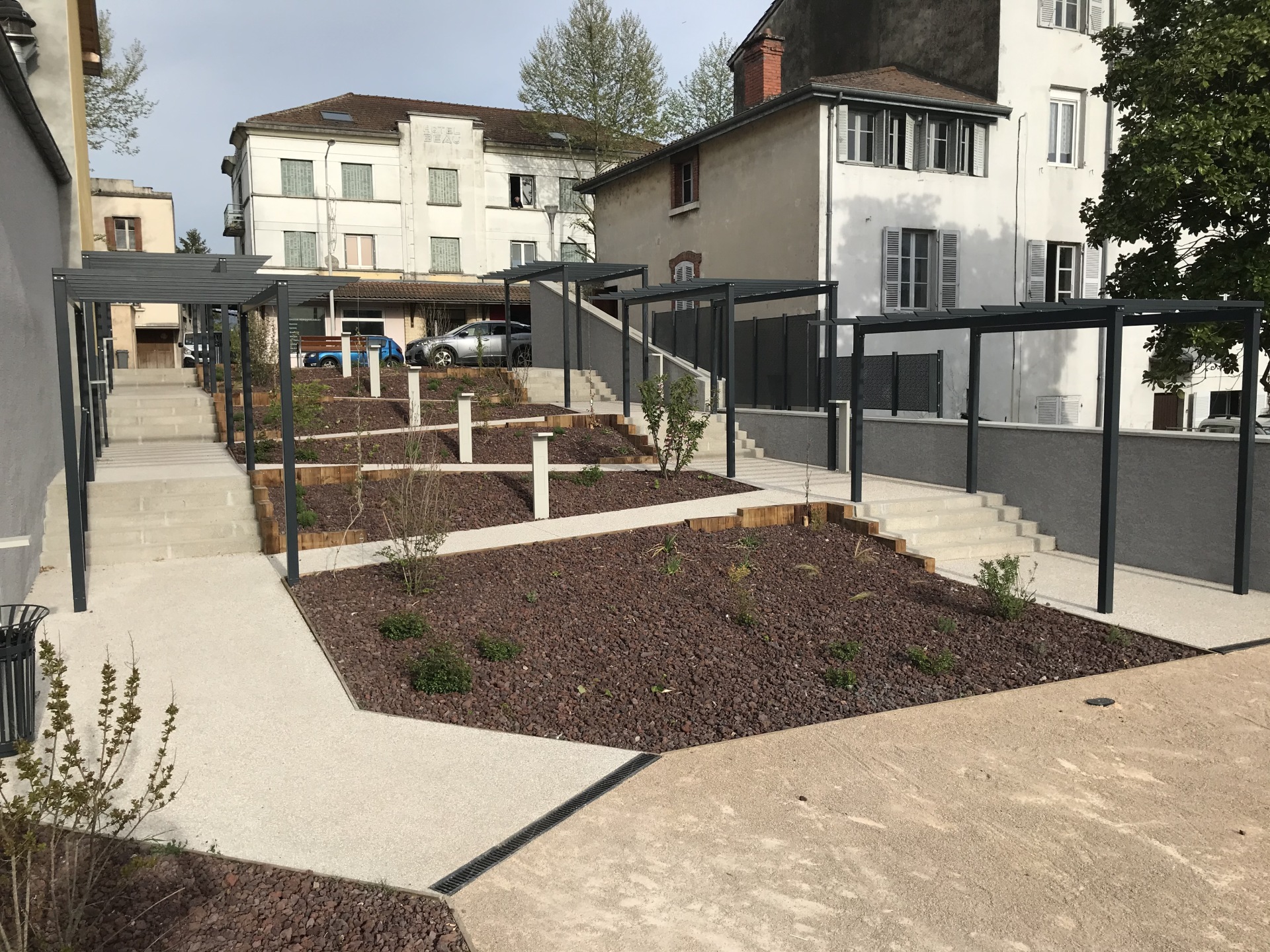 98333089cafd453bde04b6c0b27a53bbce1e6643